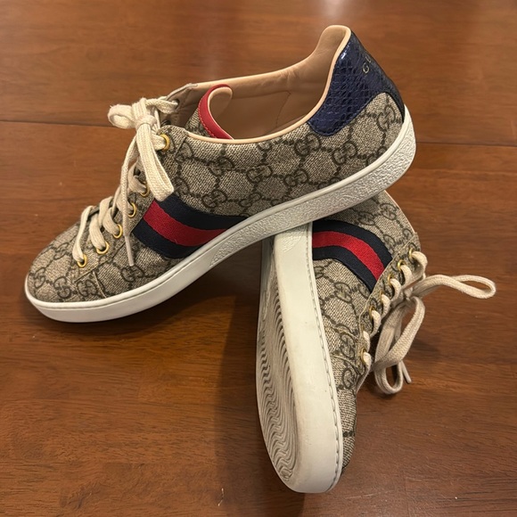 Gucci GG Canvas Sneakers Authentic - Picture 8 of 11